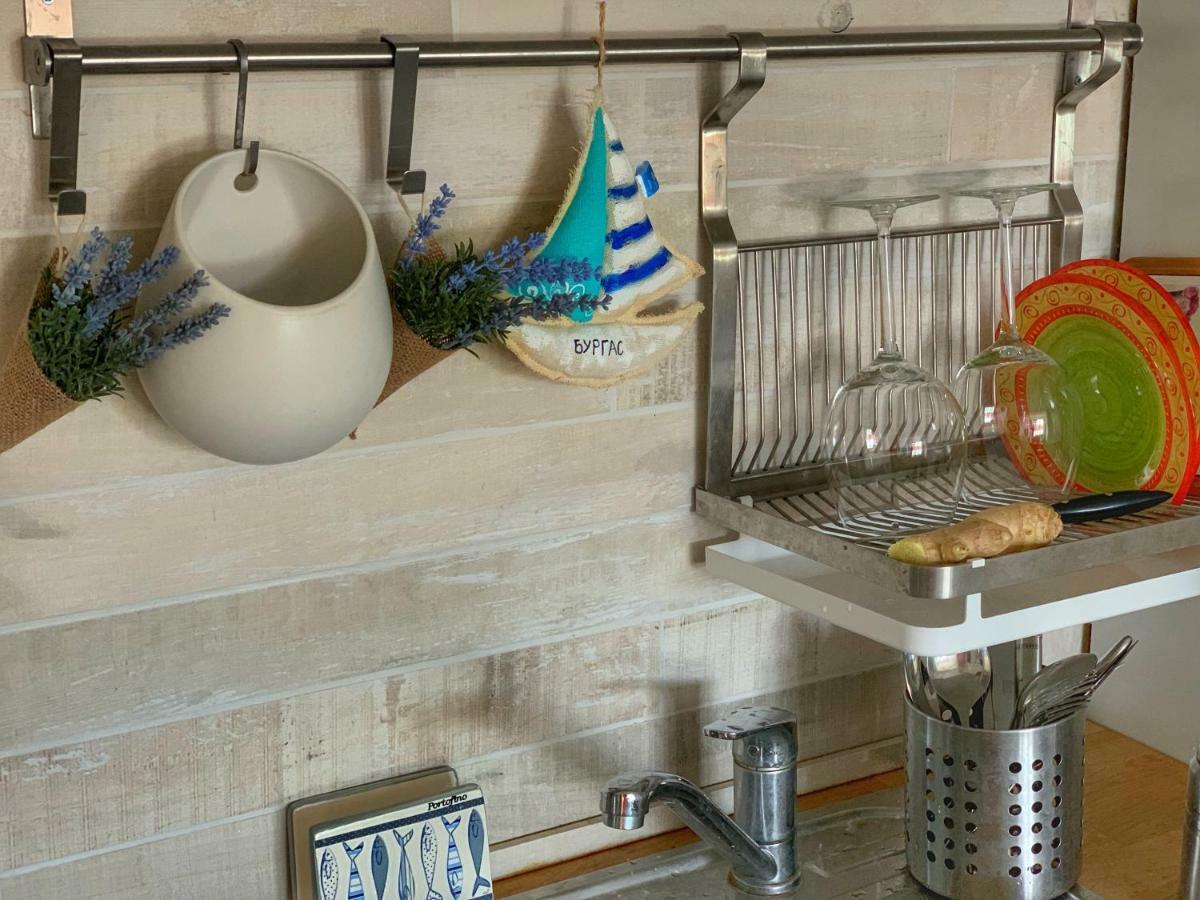 Charming Beach Holiday Apartment Лозенец Экстерьер фото