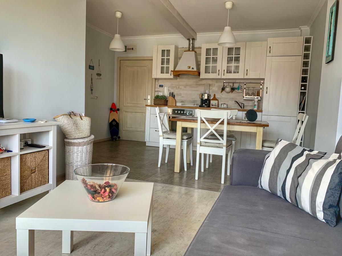 Charming Beach Holiday Apartment Лозенец Экстерьер фото
