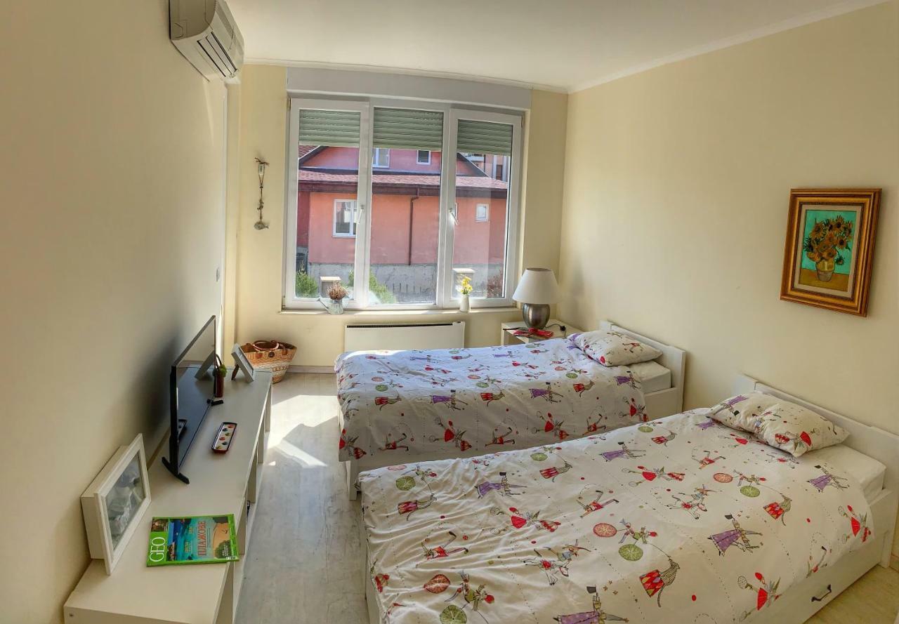 Charming Beach Holiday Apartment Лозенец Экстерьер фото
